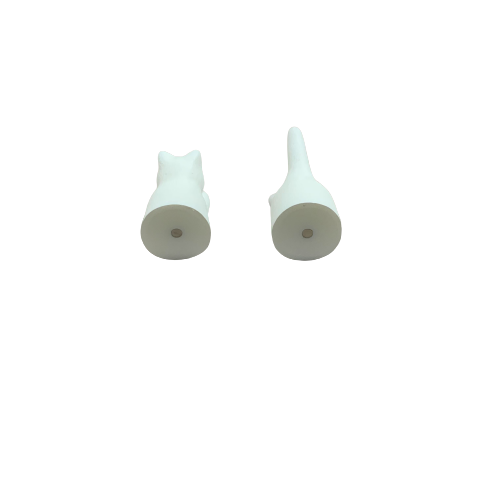 Jumping Cat Magnet white