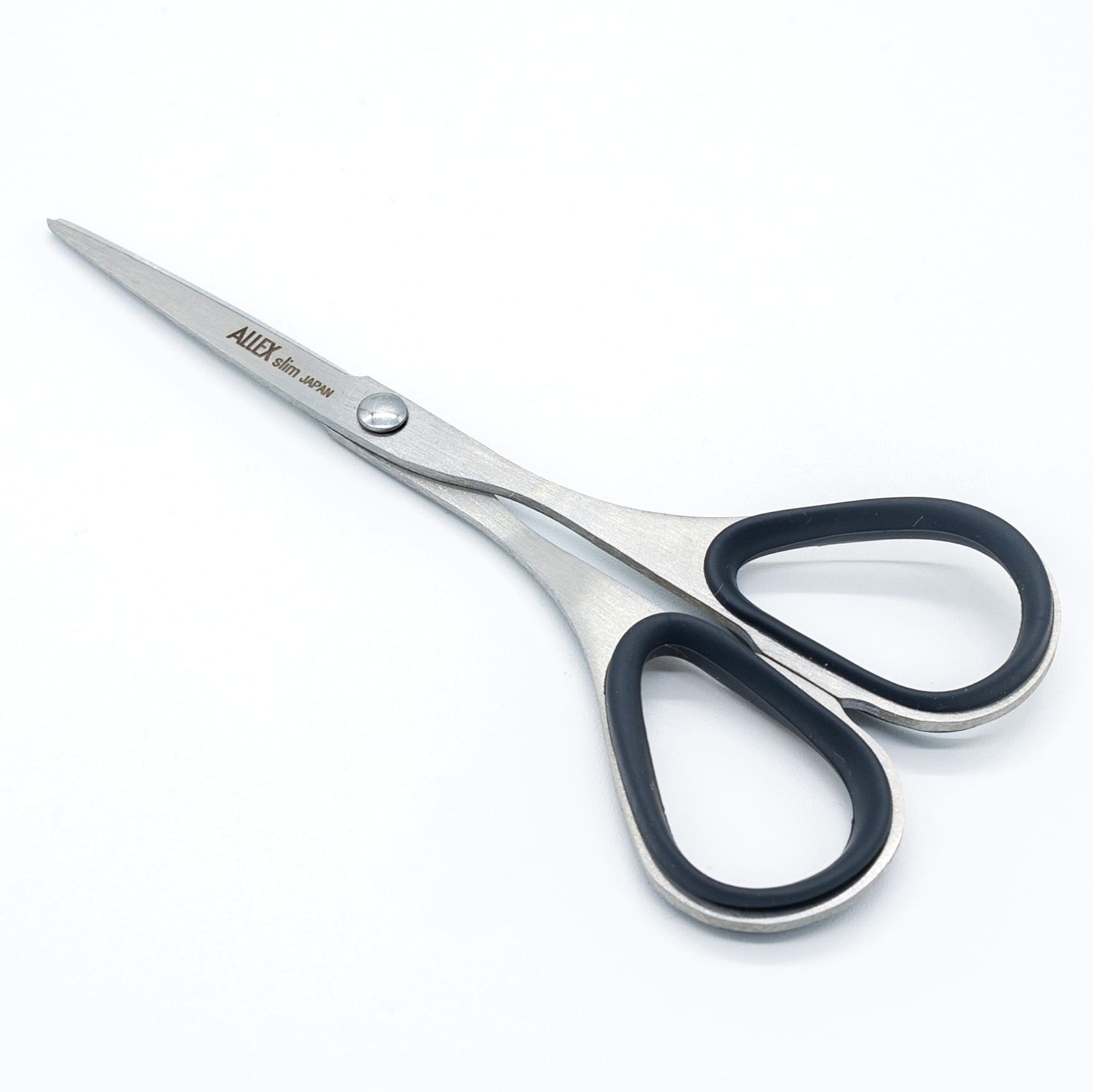 LeGrand Slim Blade Scissors - High-Carbon Stainless Steel - Black
